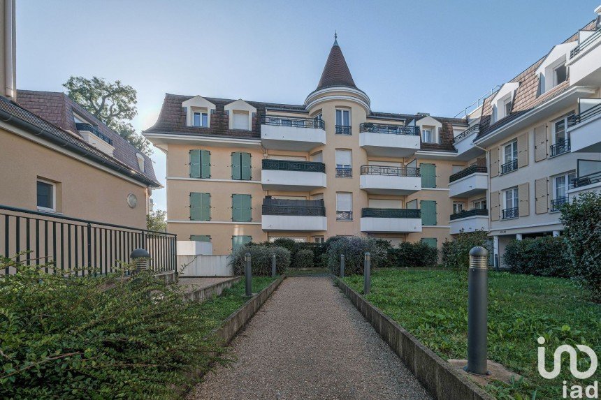 Appartement 3 pièces de 65 m² à Vaujours (93410)