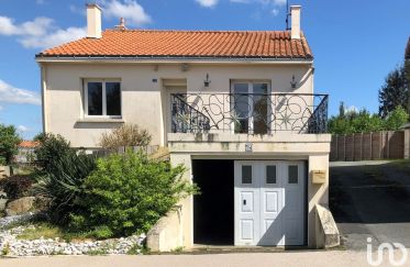 Maison 4 pièces de 91 m² à Mesnard-la-Barotière (85500)