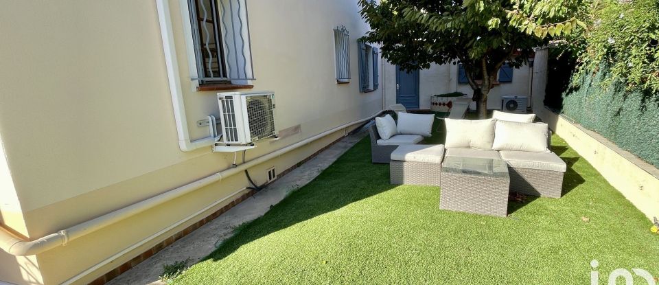 House 6 rooms of 160 m² in Sanary-sur-Mer (83110)