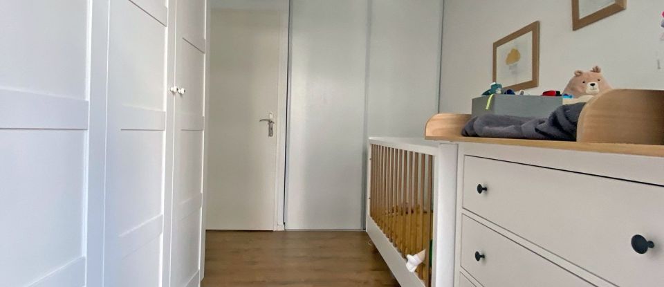 Apartment 4 rooms of 86 m² in Ermont (95120)