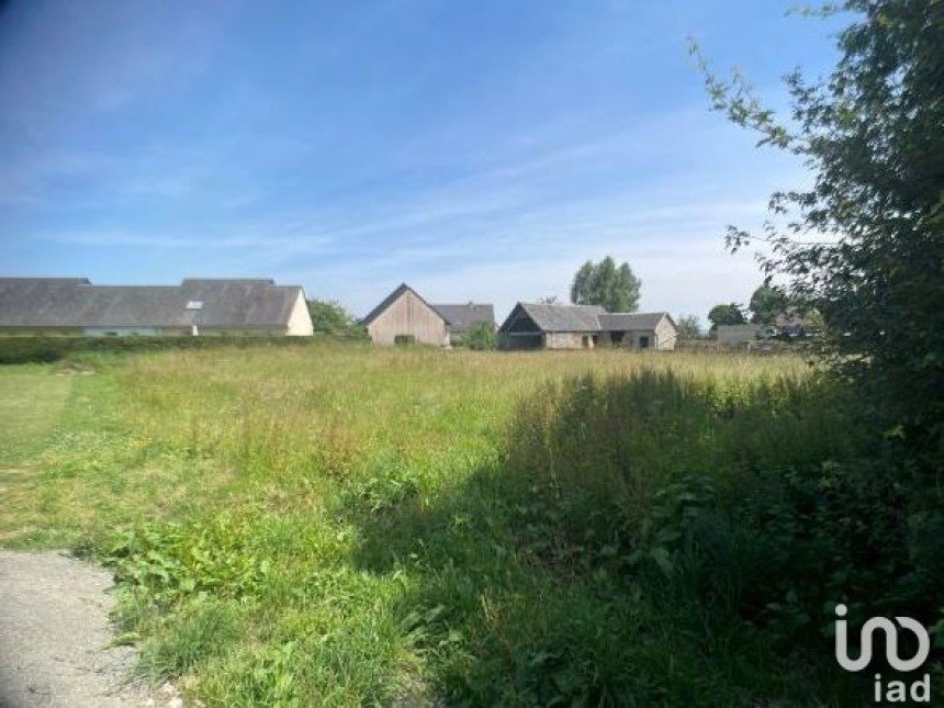 Land of 854 m² in FERVACHES (50420)