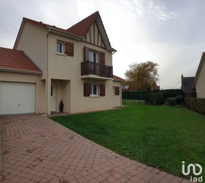 House 5 rooms of 98 m² in Forges-les-Eaux (76440)