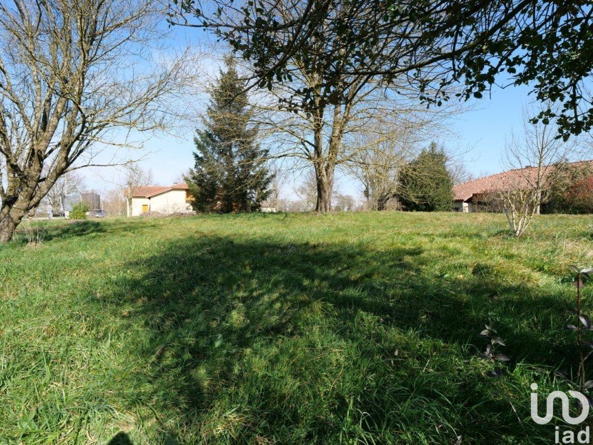 Terrain de 953 m² à Saint-Julien-sur-Reyssouze (01560)