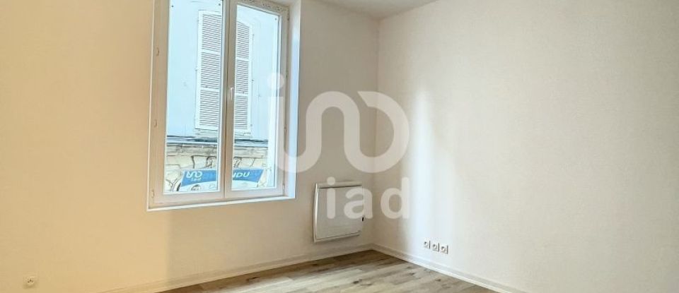 Apartment 1 room of 28 m² in Meaux (77100)