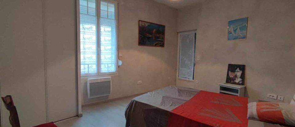 House 5 rooms of 125 m² in Charron (17230)