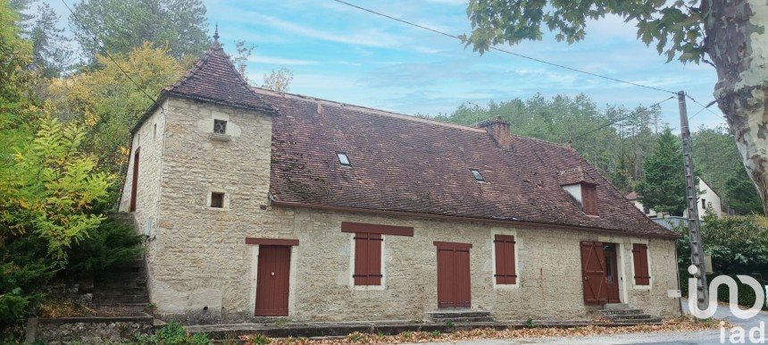House 6 rooms of 121 m² in Frayssinet (46310)