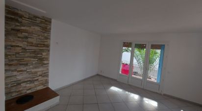 Maison 3 pièces de 75 m² à Saint-Cyr-sur-Mer (83270)