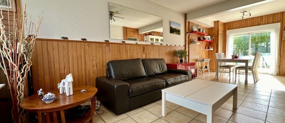 Maison 6 pièces de 149 m² à Carbon-Blanc (33560)