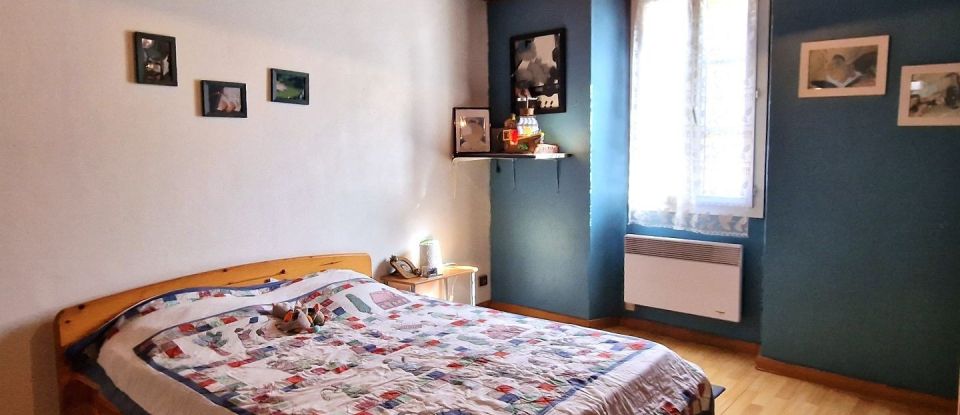 Apartment 5 rooms of 116 m² in Saint-Zacharie (83640)