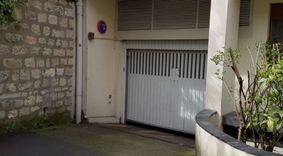 Parking/garage/box de 22 m² à Paris (75015)