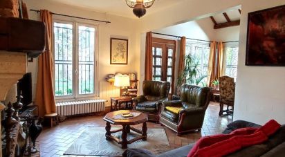 House 8 rooms of 190 m² in Neuilly-Plaisance (93360)