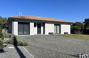 Maison 6 pièces de 119 m² à Cavignac (33620)