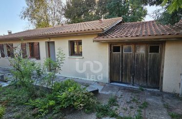 House 4 rooms of 77 m² in Sanguinet (40460)