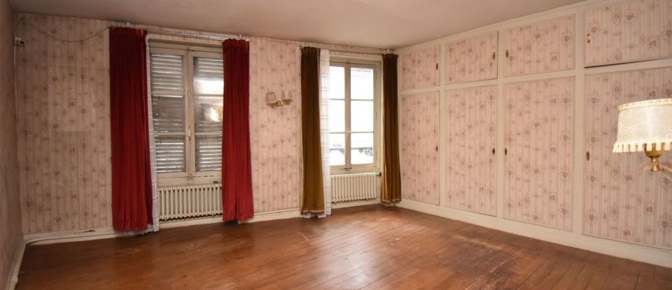 House 6 rooms of 123 m² in Rebais (77510)