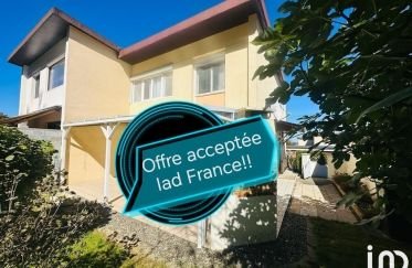 House 4 rooms of 85 m² in Mourenx (64150)