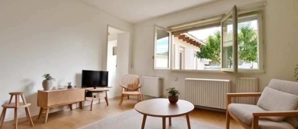 House 4 rooms of 75 m² in Rochefort (17300)