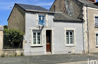 Town house 4 rooms of 85 m² in Argenton-sur-Creuse (36200)