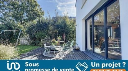 House 5 rooms of 117 m² in LE BONO (56400)