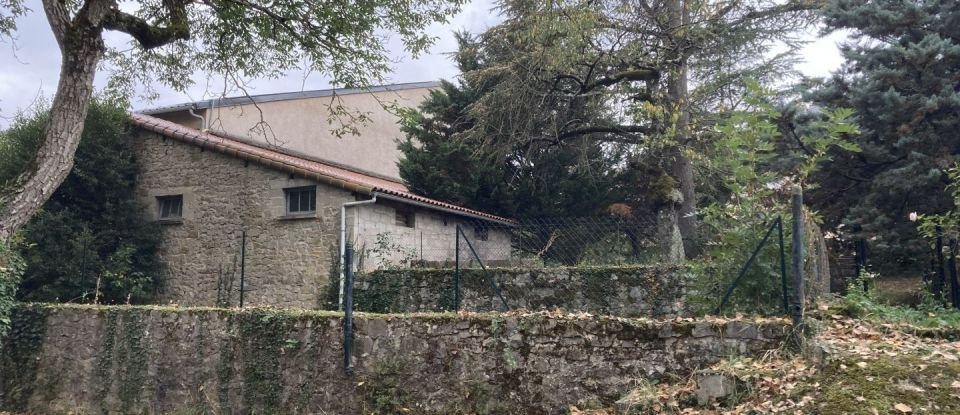 Maison 10 pièces de 188 m² à Saint-Rome-de-Cernon (12490)