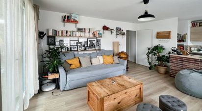 Apartment 3 rooms of 61 m² in Romainville (93230)