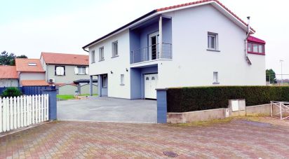 Maison 6 pièces de 149 m² à Ay-sur-Moselle (57300)