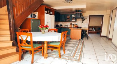 House 6 rooms of 133 m² in Linas (91310)