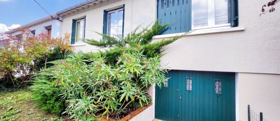 House 5 rooms of 79 m² in Conflans-Sainte-Honorine (78700)