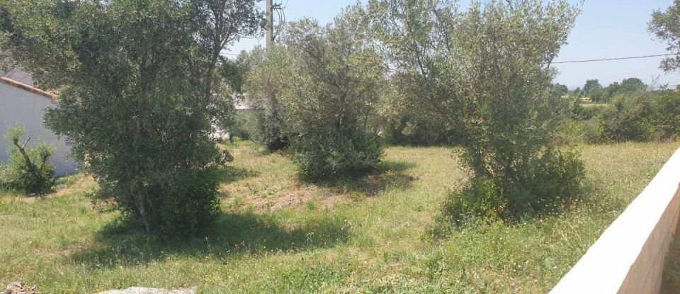 Land of 588 m² in Moussac (30190)