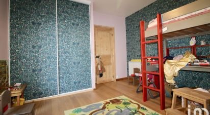 House 5 rooms of 110 m² in MALESHERBES (45330)