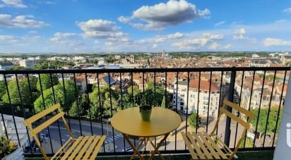 Apartment 4 rooms of 70 m² in Troyes (10000)