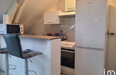 Apartment 2 rooms of 27 m² in Saumur (49400)