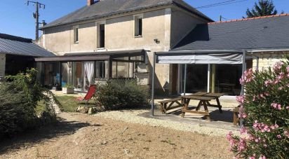 House 6 rooms of 173 m² in Cizay-la-Madeleine (49700)