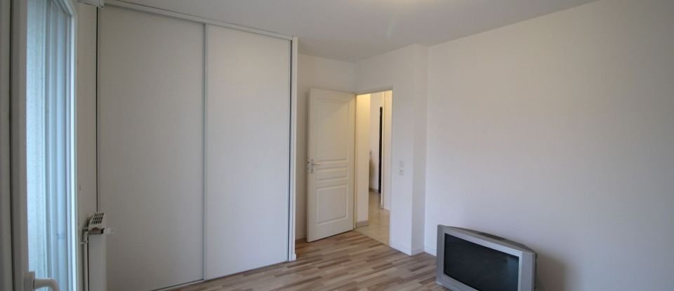 Apartment 2 rooms of 42 m² in Honfleur (14600)