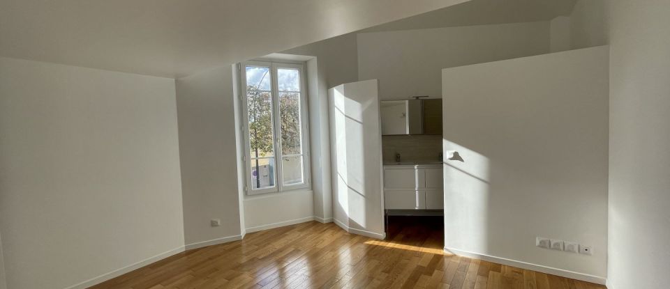 Appartement 4 pièces de 80 m² à Saint-Maur-des-Fossés (94100)