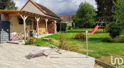 House 6 rooms of 125 m² in Cornant (89500)