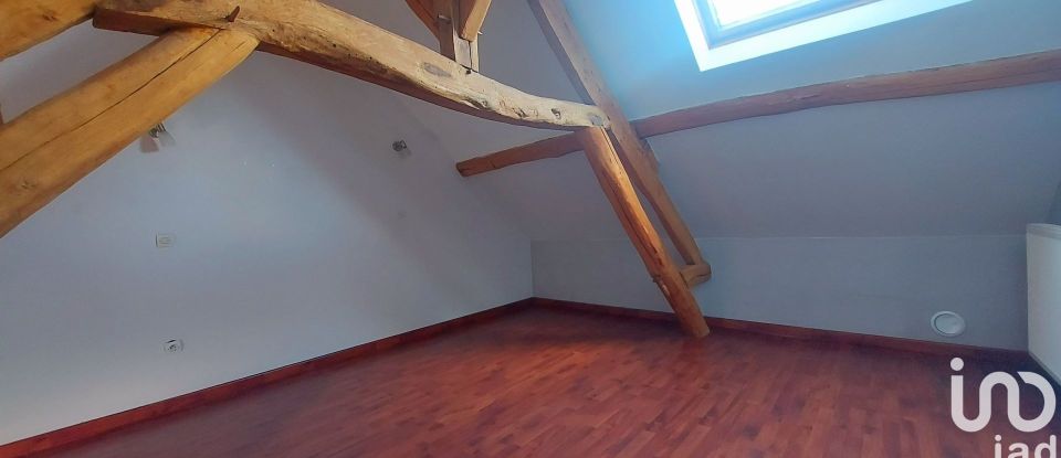 House 6 rooms of 125 m² in Cornant (89500)