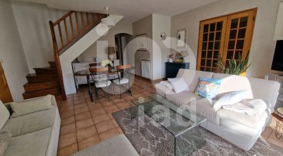 House 5 rooms of 104 m² in Périgny (17180)
