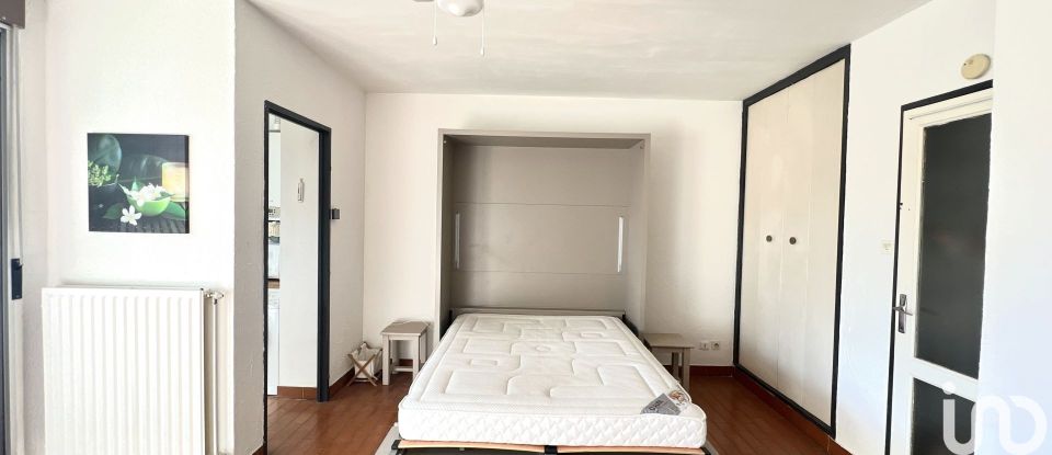 Apartment 1 room of 27 m² in Bagnols-sur-Cèze (30200)