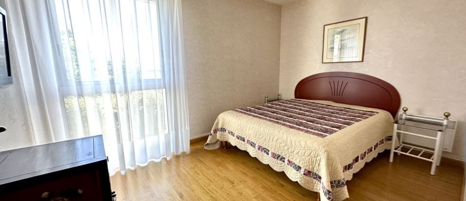 Apartment 5 rooms of 89 m² in Saint-Herblain (44800)