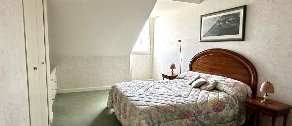 Apartment 5 rooms of 89 m² in Saint-Herblain (44800)