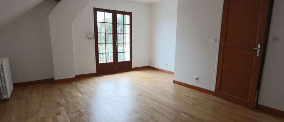House 5 rooms of 135 m² in Ézanville (95460)