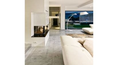 Maison 8 pièces de 350 m² à La Turbie (06320)