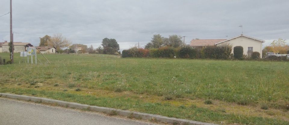 Land of 1,500 m² in Bazas (33430)