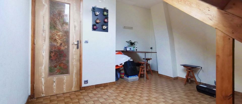 House 6 rooms of 150 m² in Montreuil (93100)