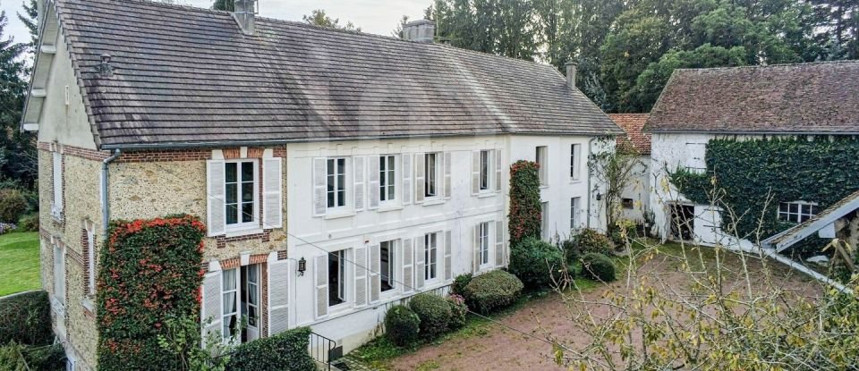 Maison 10 pièces de 360 m² à Giremoutiers (77120)