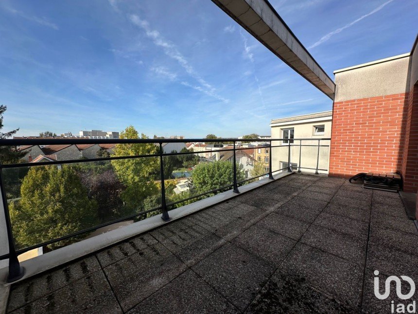 Appartement 4 pièces de 87 m² à Reims (51100)