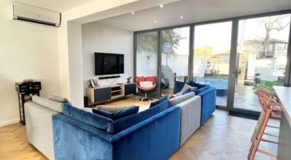 House 4 rooms of 118 m² in Bordeaux (33200)