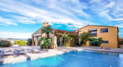 House 7 rooms of 316 m² in Sanary-sur-Mer (83110)
