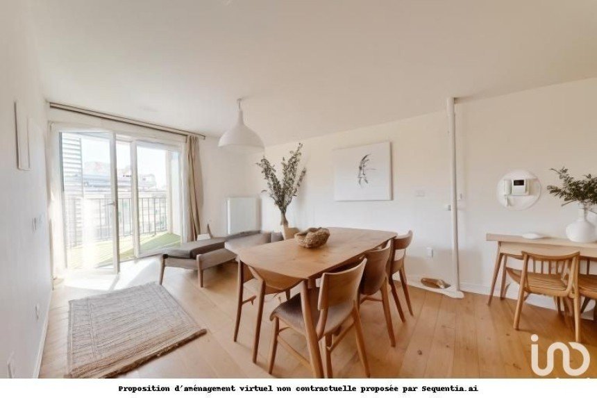 Appartement 4 pièces de 81 m² à Bordeaux (33800)