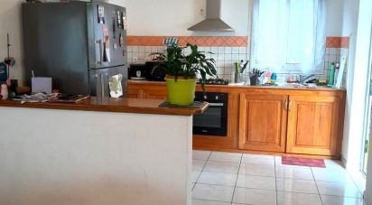 House 3 rooms of 77 m² in Le Tampon (97430)